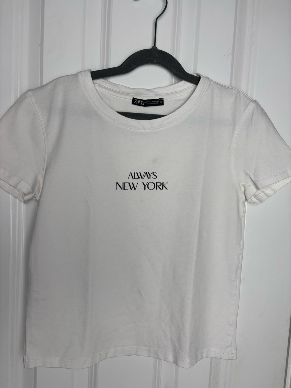 ZARA White Crewneck Tee with Black 'ALWAYS‎ NEW YORK' Print